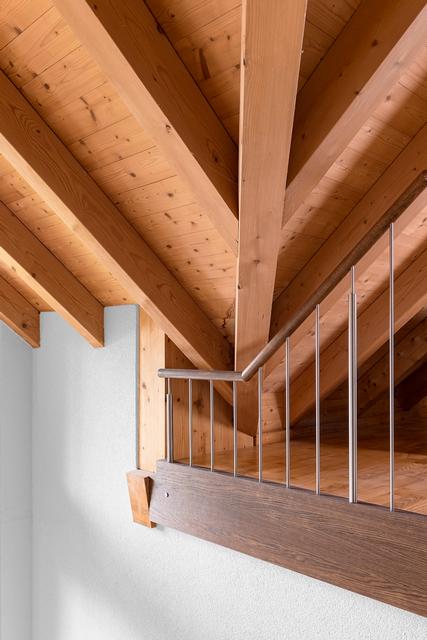 Balustrade sur la galerie du TR 89